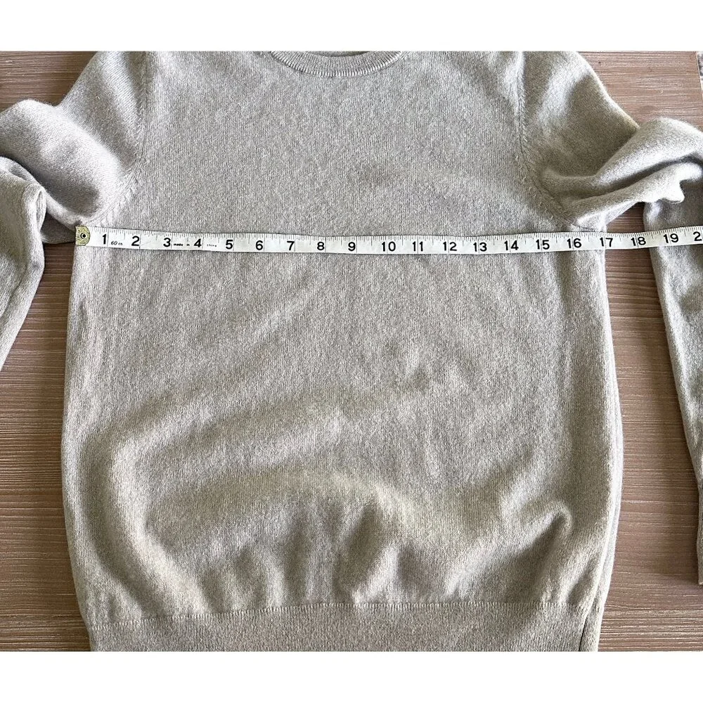Quince Mongolian Cashmere Crewneck Sweater Heather Cloud Beige - Medium - Picture 5 of 6